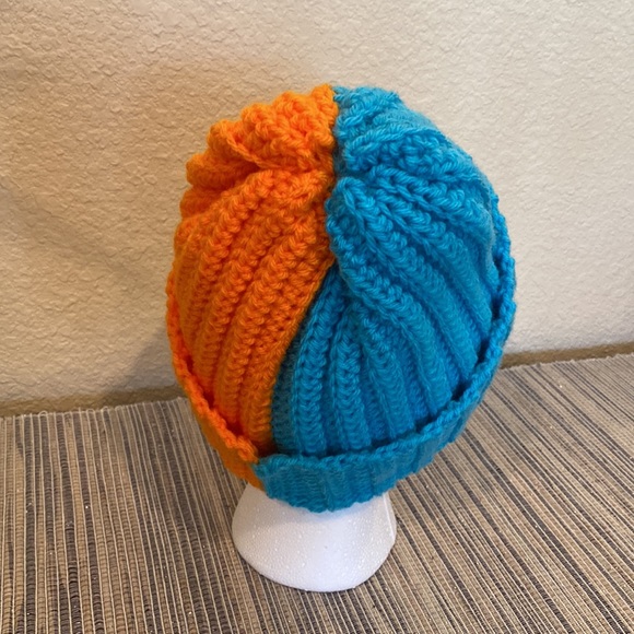 Handmade Crochet Beanie - Picture 8 of 10